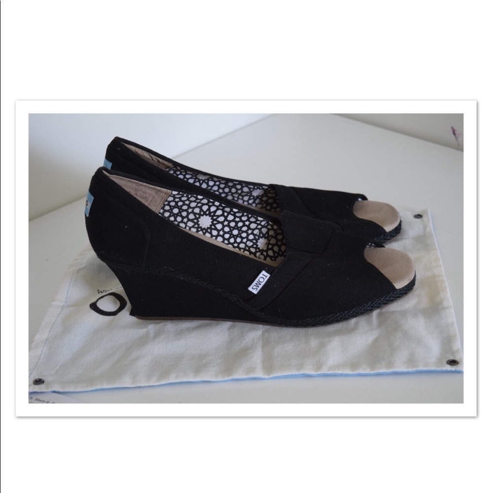 Toms peep toe wedges